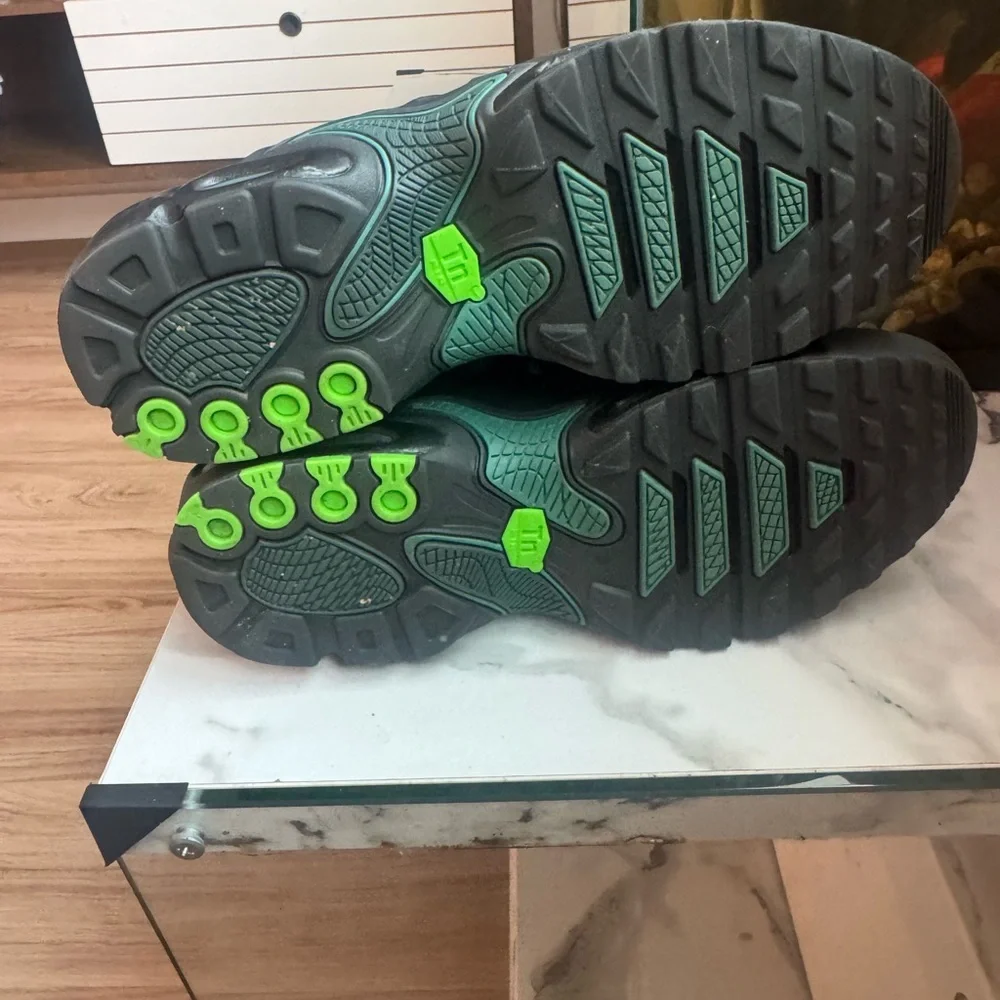 Nike Men’s Air Running Shoes — Gray with Mint Accents